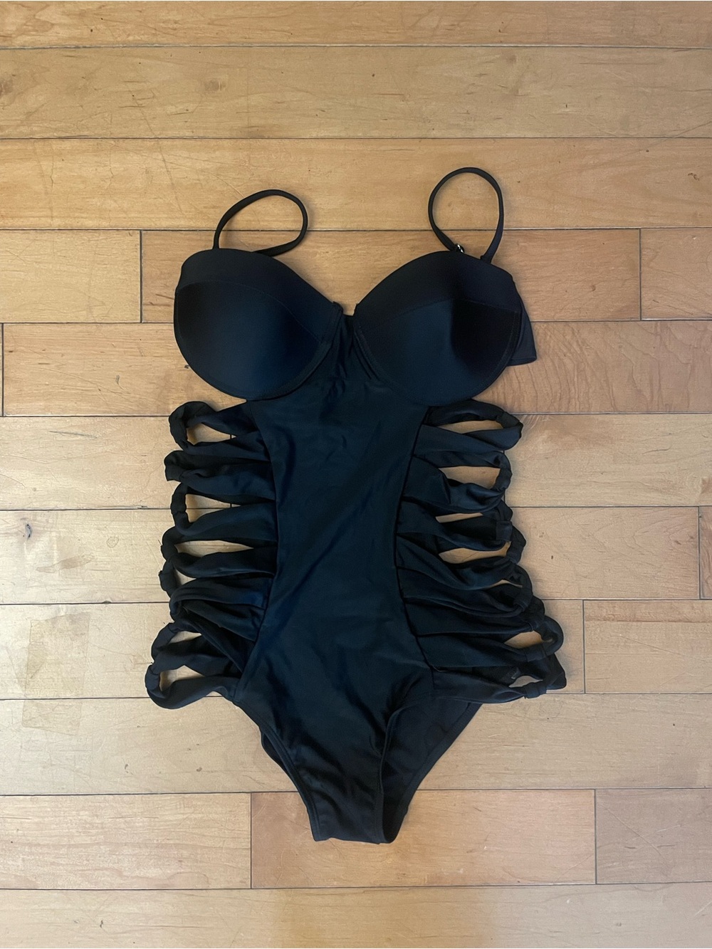 New Sexy Black Cutout One-Piece Swimsuit L